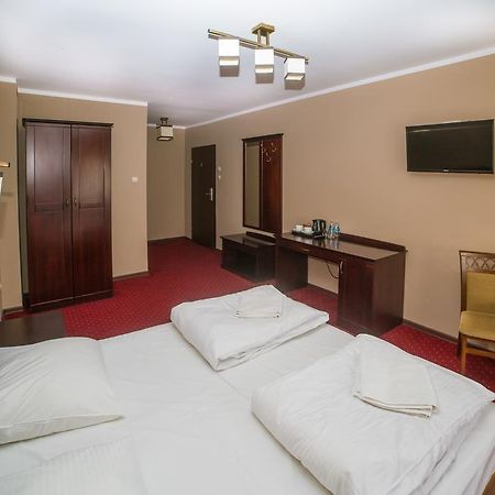 Hotel Grant Leszno  Eksteriør billede