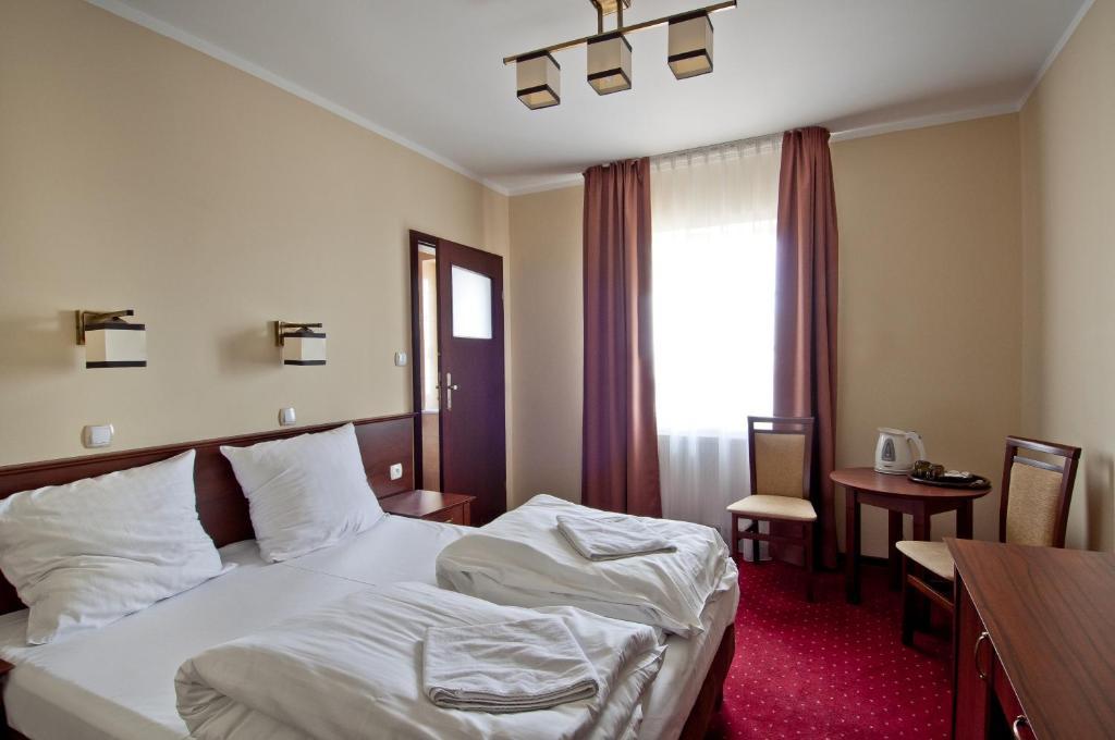 Hotel Grant Leszno  Eksteriør billede