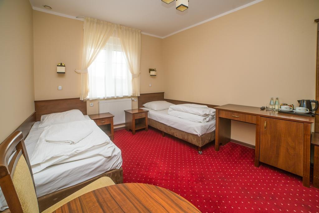 Hotel Grant Leszno  Eksteriør billede